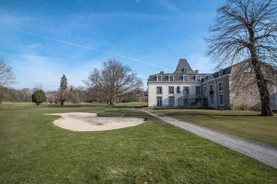 La Chambre Du Chateau De Bernalmont Λιέγη Εξωτερικό φωτογραφία